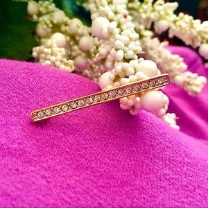 💜Vintage Monet Gold Rhinestone Bar Brooch💜